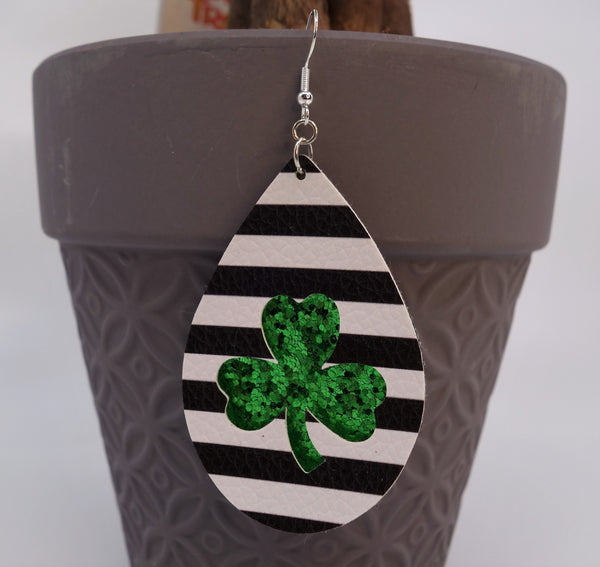 "Shamrock" Earring Die 2.5"